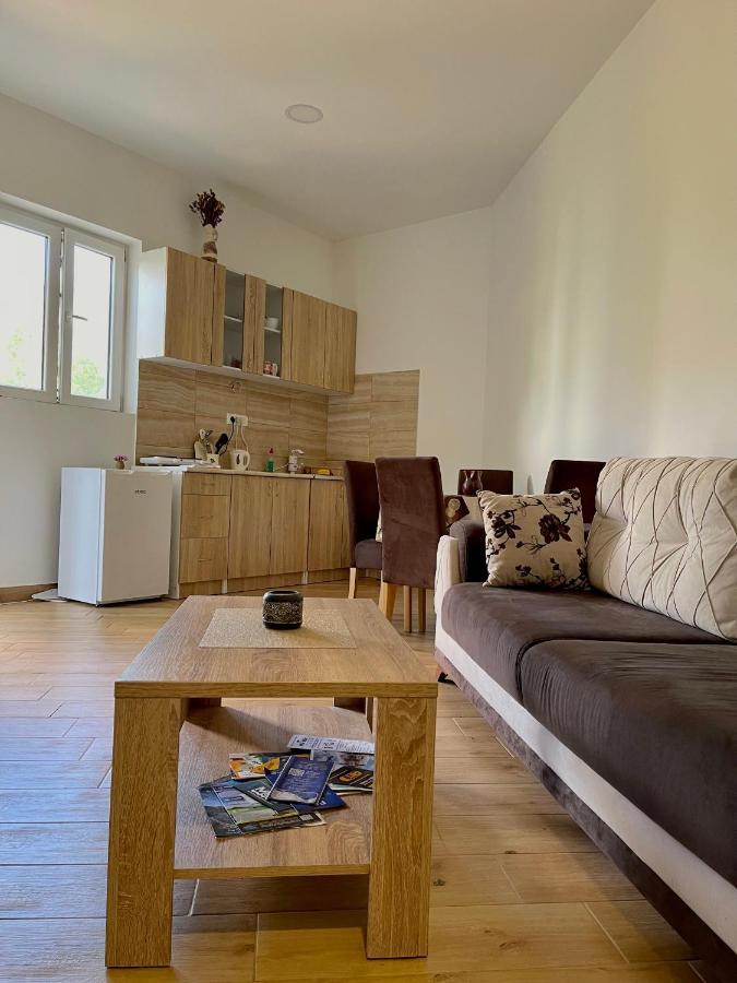 Apartment Jovana Херцег-Новий Екстер'єр фото