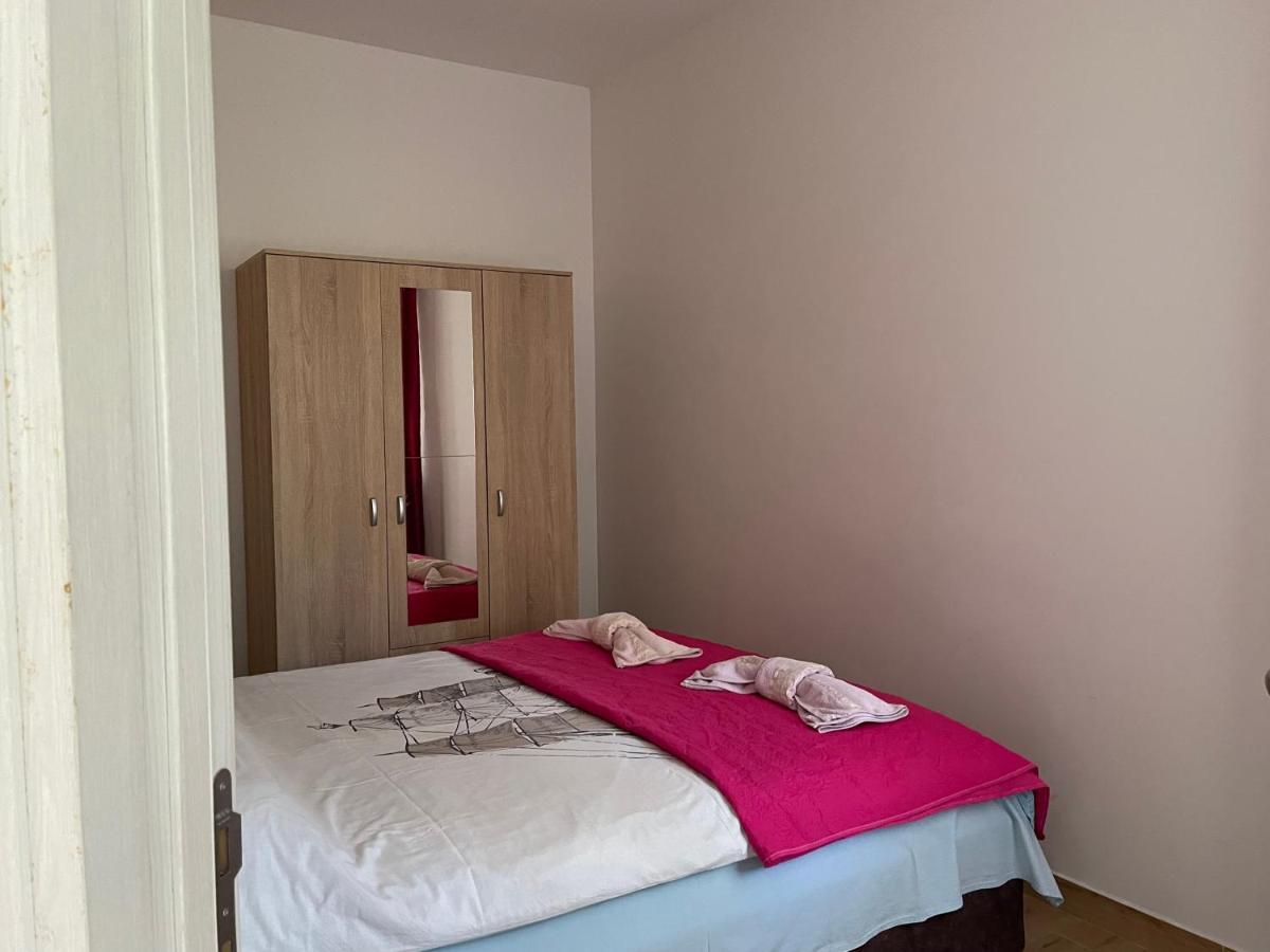 Apartment Jovana Херцег-Новий Екстер'єр фото