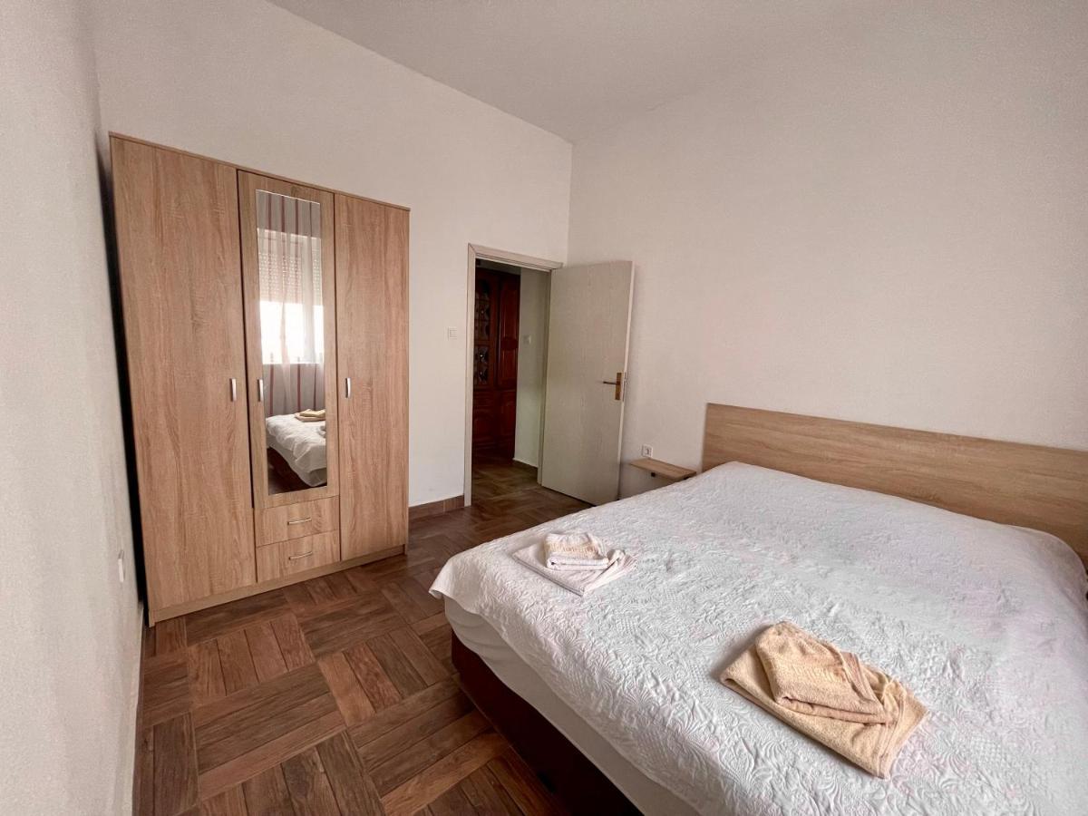 Apartment Jovana Херцег-Новий Екстер'єр фото